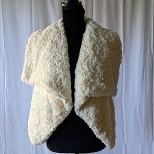 ME JANE White Faux Fur Short Vest - Fuzzy, Soft and Lined  Size Small